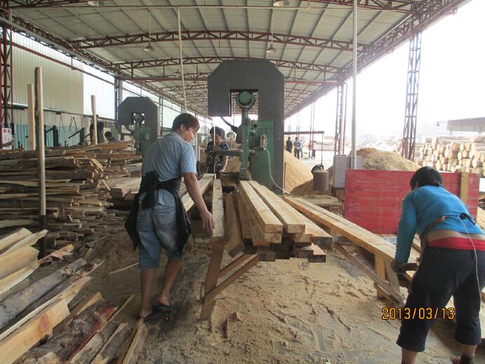 <b>瑞福祥帶鋸機(jī)</b>